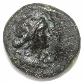 AE 200 - 133 v. Chr avers